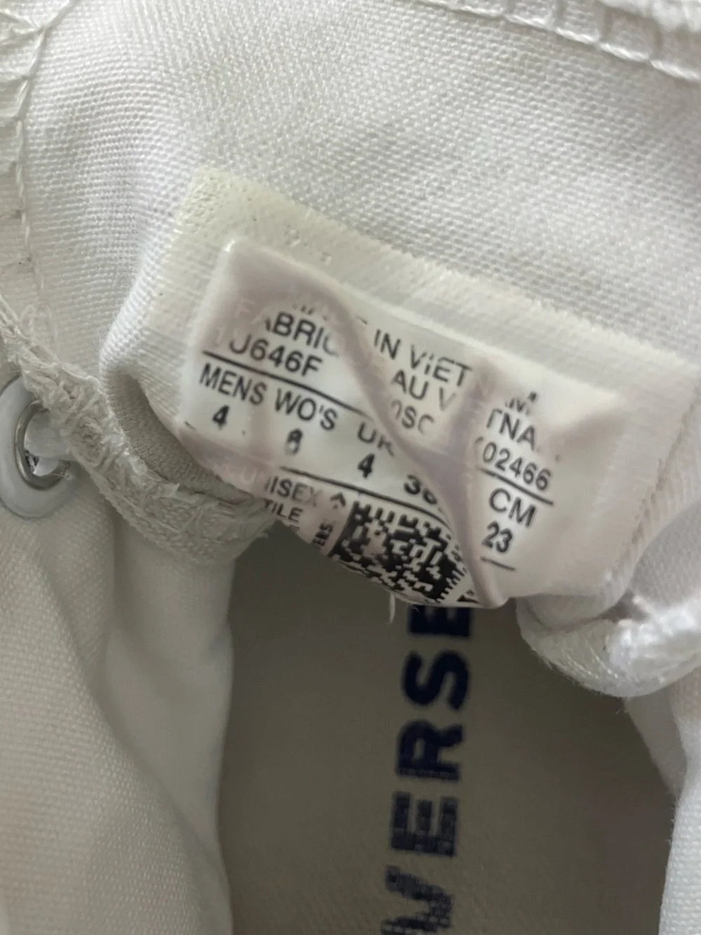 Converse White High Top Canvas Sneakers - size 6 womens - Picture 5 of 5